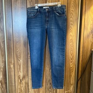 KanCan Signature Skinny Jeans